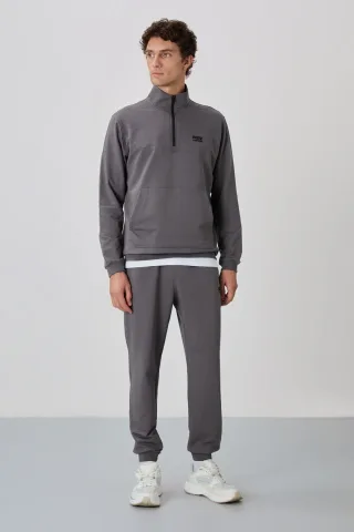 Herren-Set mit Reißverschluss-Sweatshirt und Hose