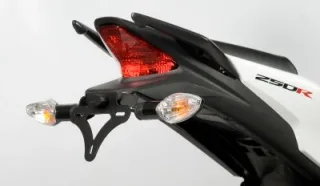 R&amp;G Kennzeichenhalter Heckumbau Honda CBR 250 R Bj. 2011-2015 Typ: MC41 eintragungsfrei
