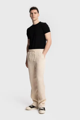 Strukturierte Regular Fit Hose mit Kordelzug