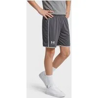 Under Armour® Trainingsshorts UA B CH. TRAIN SHORT leichtes Material, aus Polyester, bequeme Passform