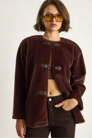 Texturierter Gabardine-Mantel mit Knopfleiste und Jacketkragen