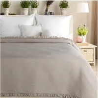 Design91 Tagesdecke BELLA RÜSCHE, Bettüberwurf mit Rüschen, elegante Tagesdecke, weiche Struktur