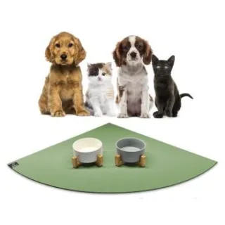 SANOZOO ® - Napfunterlage Eckrund - Öko-Tex und Made in Germany blassgrün 80 cm, 80 cm