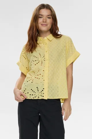 Nümph - NUPALMA SLEEVELESS SHIRT popcorn - Gr. - 36