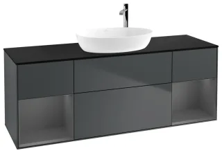 Schwarz