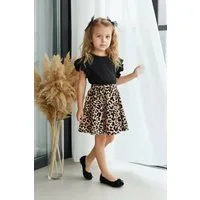 Parla Kids Sommerkleid Kurzärmeliges Kleid mit Leopardenmuster, Rüschensaum und Haarspange Leopardenmuster - Haarspangen mit Spitzendetails - Rüschensaum