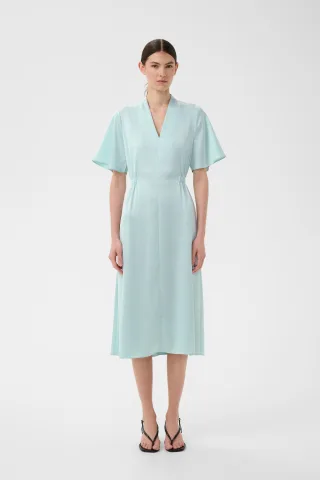 Kleid BaljaIW Kleid Feminine Form