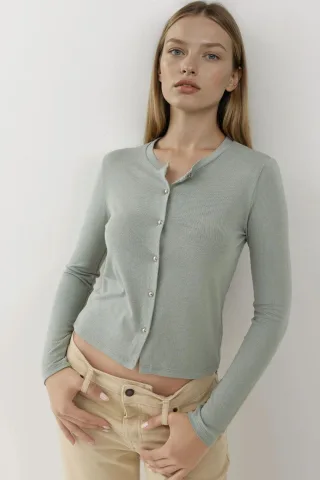 Knopfkragen Langarmshirt