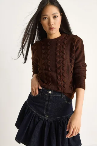 Strukturierter Rundhals-Pullover