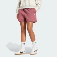 adidas Originals Shorts ESSENTIALS FLEECE-SHORTS, LOCKER GESCHNITTEN (1-tlg)