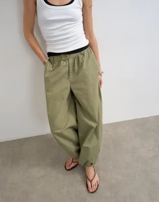 TOPSHOP - TSMILA HR BALLOON CARGO TROUSER WVN Khaki - Gr. - 42