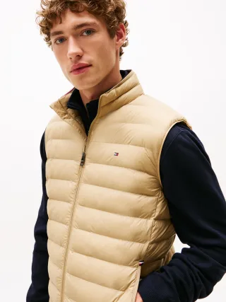 PACKABLE RECYCLED VEST Camel - Gr. - L