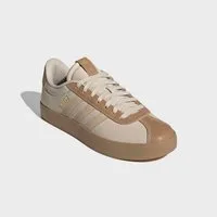 adidas Sportswear VL COURT 3.0 Sneaker inspiriert vom Design des adidas samba
