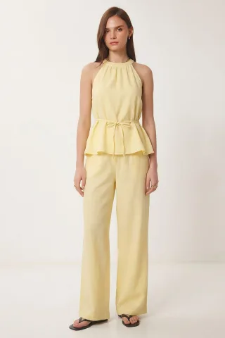 Hochtailliertes Halter-Neck Zweiteiliges Koordiniertes Set