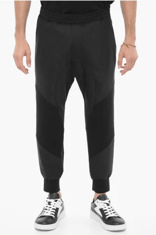 Lässige Hose aus Schurwollmischung im Slouch-Fit in Schwarz