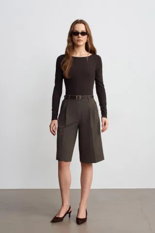 Hochtaillierte Gürtelgewebte Maßgeschneiderte Shorts
