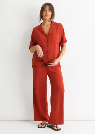 Rostfarbene Hose mit weitem Bein und elastischer Taille