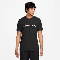 Jordan T-Shirt M J JD AIR SS CREW aus mittelschwerer Baumwolle, mit Jordan Grafiken auf der Vorderseite