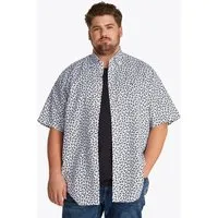Tommy Hilfiger Big & Tall Kurzarmhemd BT-LINEN BLEND MPRINT mit Allover-Print, Große Größen