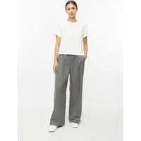 s.Oliver Chinos Hose Nadelstreifenhose mit Bundfalten und Extra Wide Leg