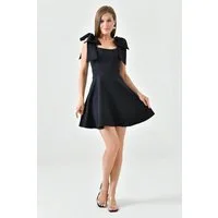 WOMAN VISION Minikleid Trägerloses, ausgestelltes kurzes Kleid mit Ausschnitt
