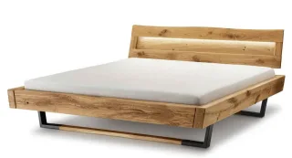 817 Holzbalkenbett mit LED