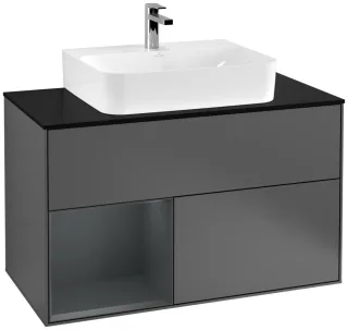 Schwarz