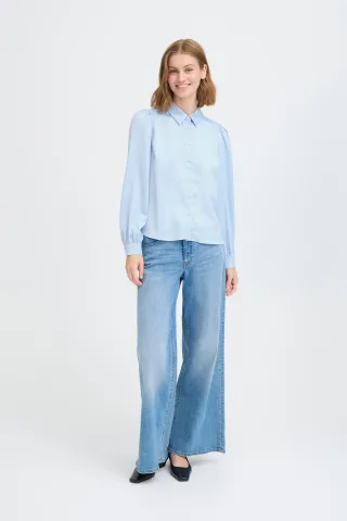 Blau