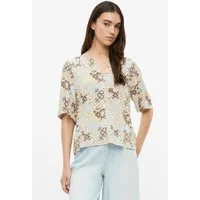 s.Oliver Kurzarmbluse Bluse Gecrêpte Bluse aus Viskosemix