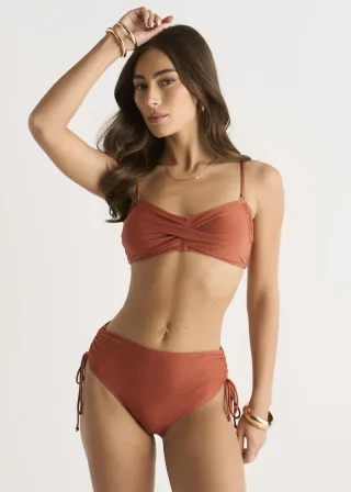Bikini-Oberteil in Rostrot-Metallic mit Zopfmuster