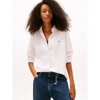Tommy Jeans Hemdbluse TJW REG OXFORD SHIRT mit Logostickerei, abgerundeter Saum