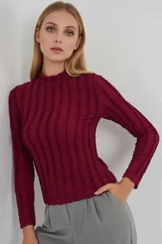 Strukturierte Slim-Fit Halbkragenbluse