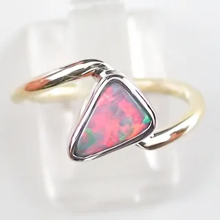 14k Goldring mit 0,87 ct. Semi Black Opal - Gelbgold Ringschiene und Palladium Weißgold Fassung