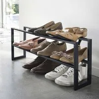 Yamazaki Schuhregal Line Metall schmal ausziehbar Schuhständer 2 Ebenen, Schuhständer, Schuhablage, mit 2 Ablagen, für 6-9 Paar, minimalistisch
