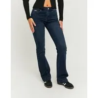 Tally Weijl Bootcut-Jeans SPADEBOOTY Baumwollmischung, Mid Waist