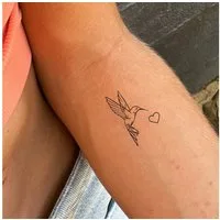 Inkster Schmuck-Tattoo Kolibri mit Herz Tattoo, wasserfestes temporäres Tattoo, 2 Wochen Halt