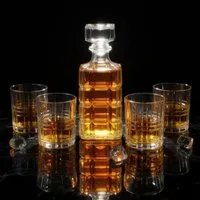 Levandeo® Whiskyglas, Whisky Karaffe Set 900ml 4 Whiskygläser 300ml Geschenkset Dekanter