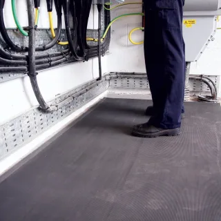 COBAswitch VDE Isolationsmatte | Größe: 1 m x 10 m (4.5 mm)