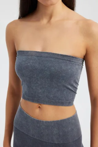 Säuregewaschenes Bustier mit Rippstruktur