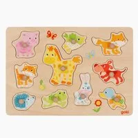 goki Steckpuzzle Steckpuzzle Tierkinder, 10 Puzzleteile, Mit kindgerechten Holzknöpfe auf den Puzzlestücken