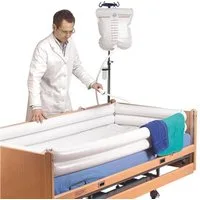 DocMed Badewanne Aufblasbare Bett-Badewanne mit Praktischem Wasserablaufsystem, (Leichtes Positionieren und Aufblasen), Körperpflege im Bett ohne Umlagern