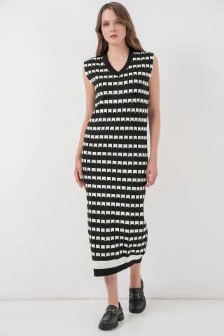 Musterstrick Midi Kleid
