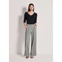 MADELEINE Stoffhose Kurzgröße: Schlupfhose mit Karo-Muster Jerseyhose mit Teildehnbund, Bundfalten, Taschen und Knöchellänge