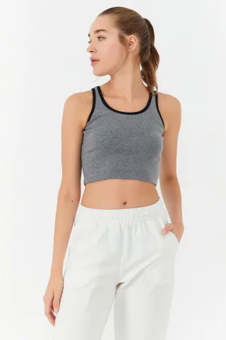 Rippenshirt ohne Ärmel