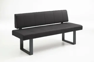 Schwarz