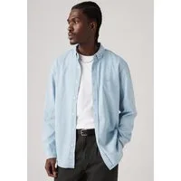 Levi's® Langarmhemd AUTHENTIC BUTTON DOWN mit Ton-in-Ton Logostickerei auf der Brust