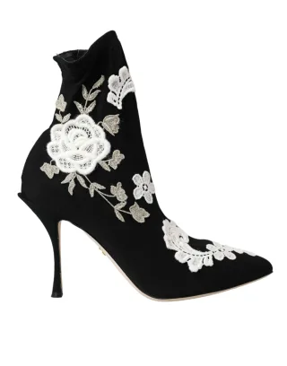 Blumenbestickte Stiefeletten