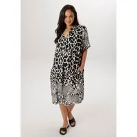 Aniston PLUS Blusenkleid in trendigem Animalprint