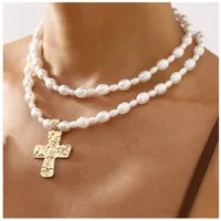 KARMA Perlenketten-Set Kreuz Weiß Gold modern Damen Halskette Kette (Perlenschmuck, 2-tlg., Kreuzkette Geschenk für Frauen Damenschmuck), Damenhalskette Halskettenset Kettenset Perlen Kreuzanhänger