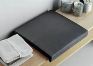 Schwarz
